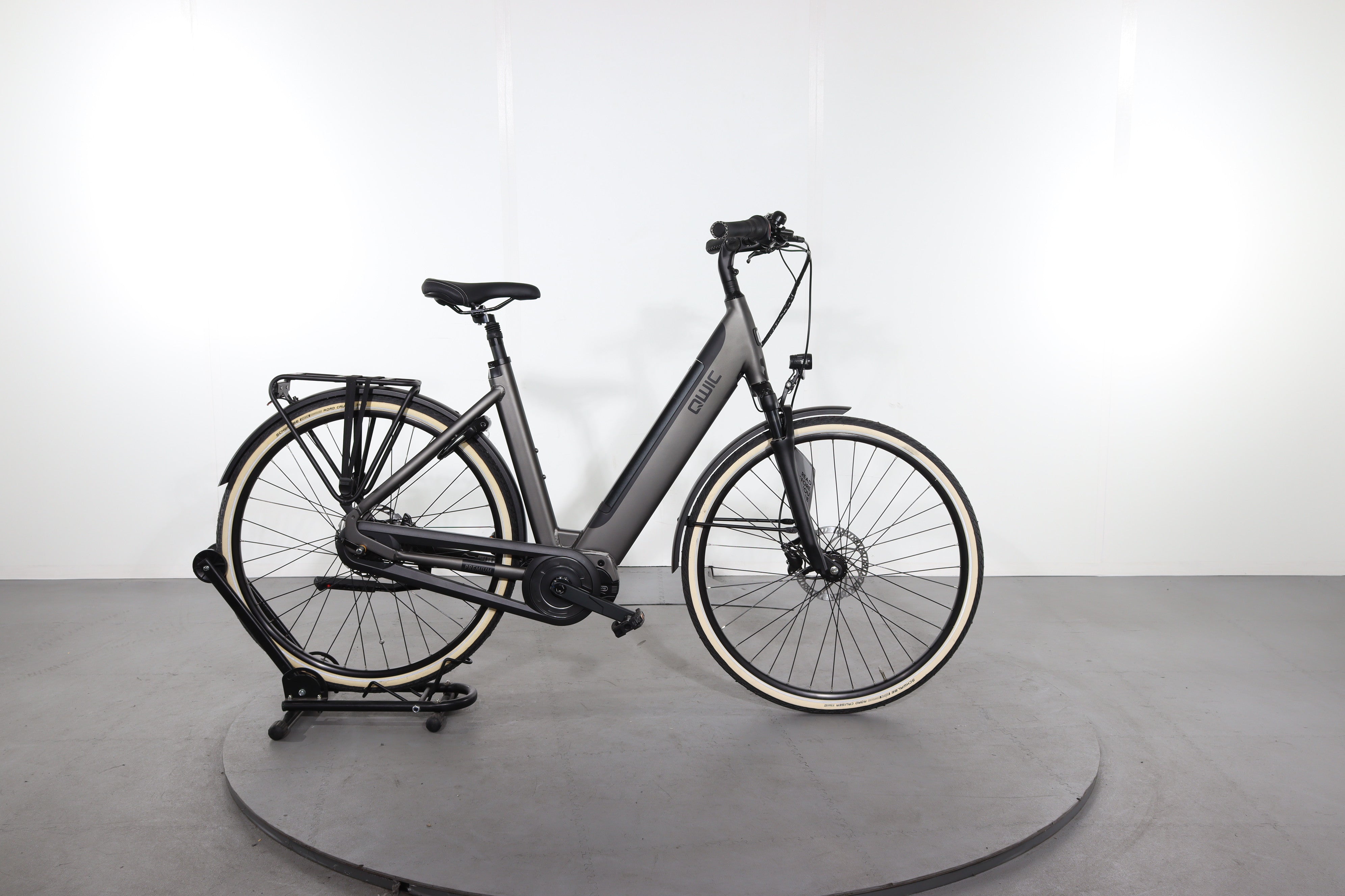 Qwic Premium i MN8C #1 global